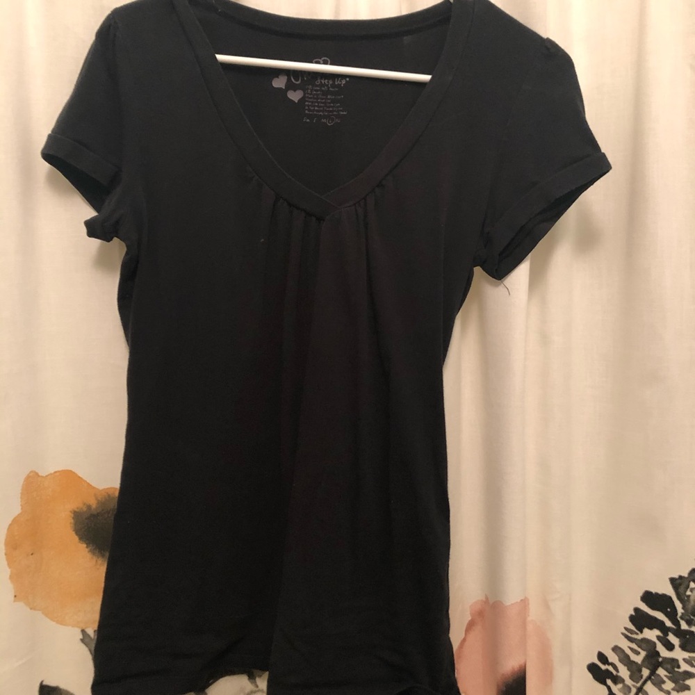 Plain v neck shirt